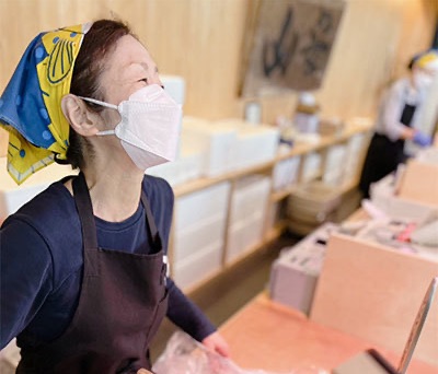 山安ターンパイクで働く山安社員